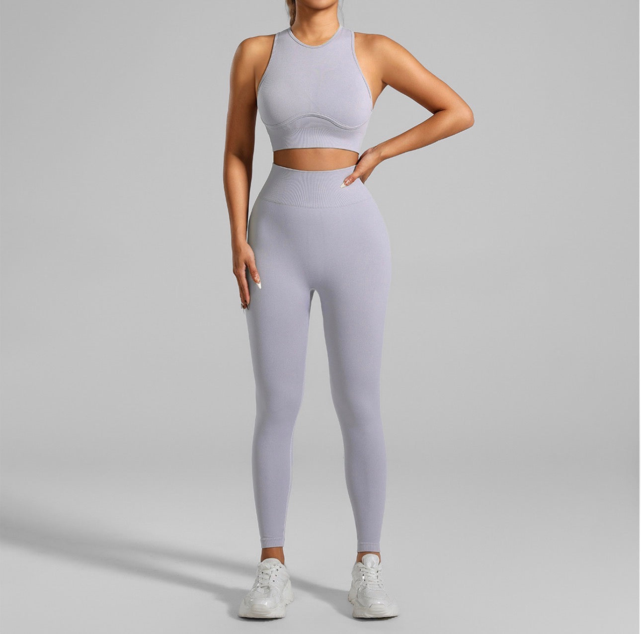 Tight-Fitting Seamless Set