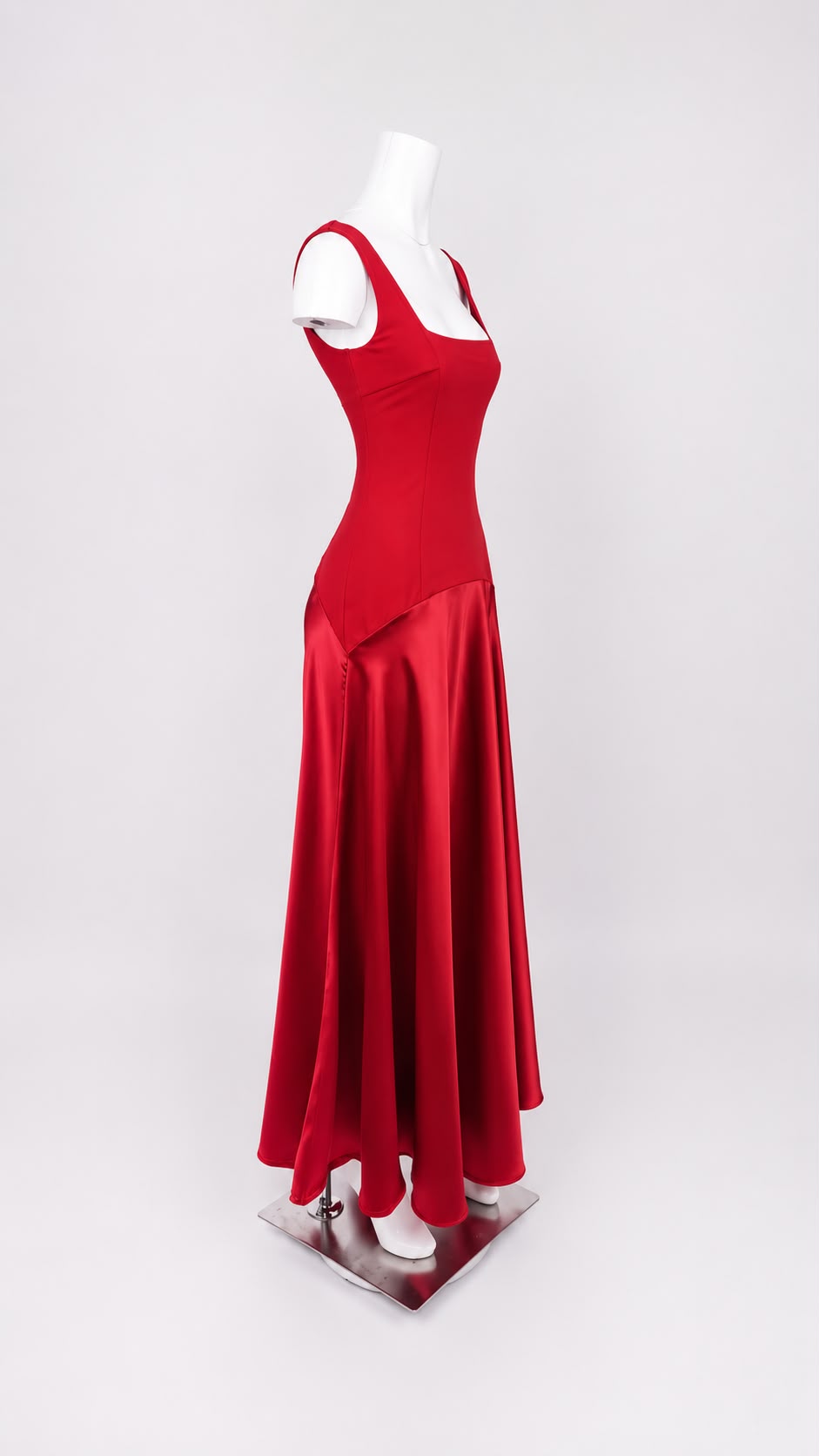 Elaris Backless A-Line Gown