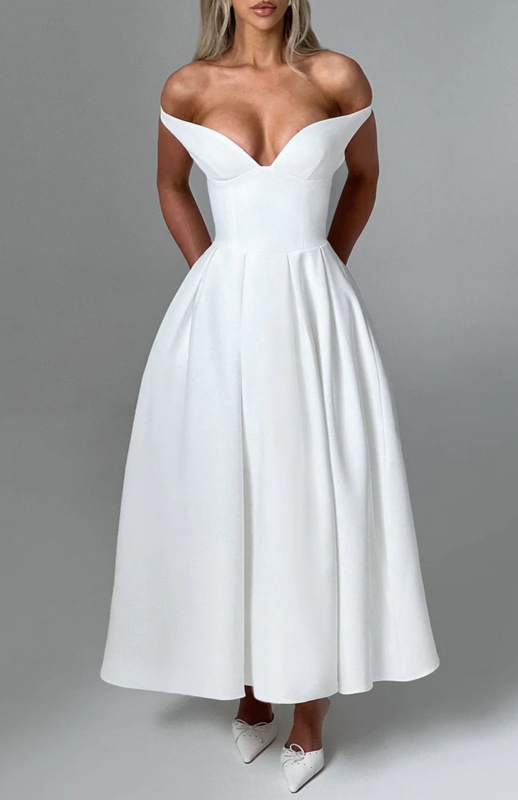 Elegant princess dress - MD Fashionwear