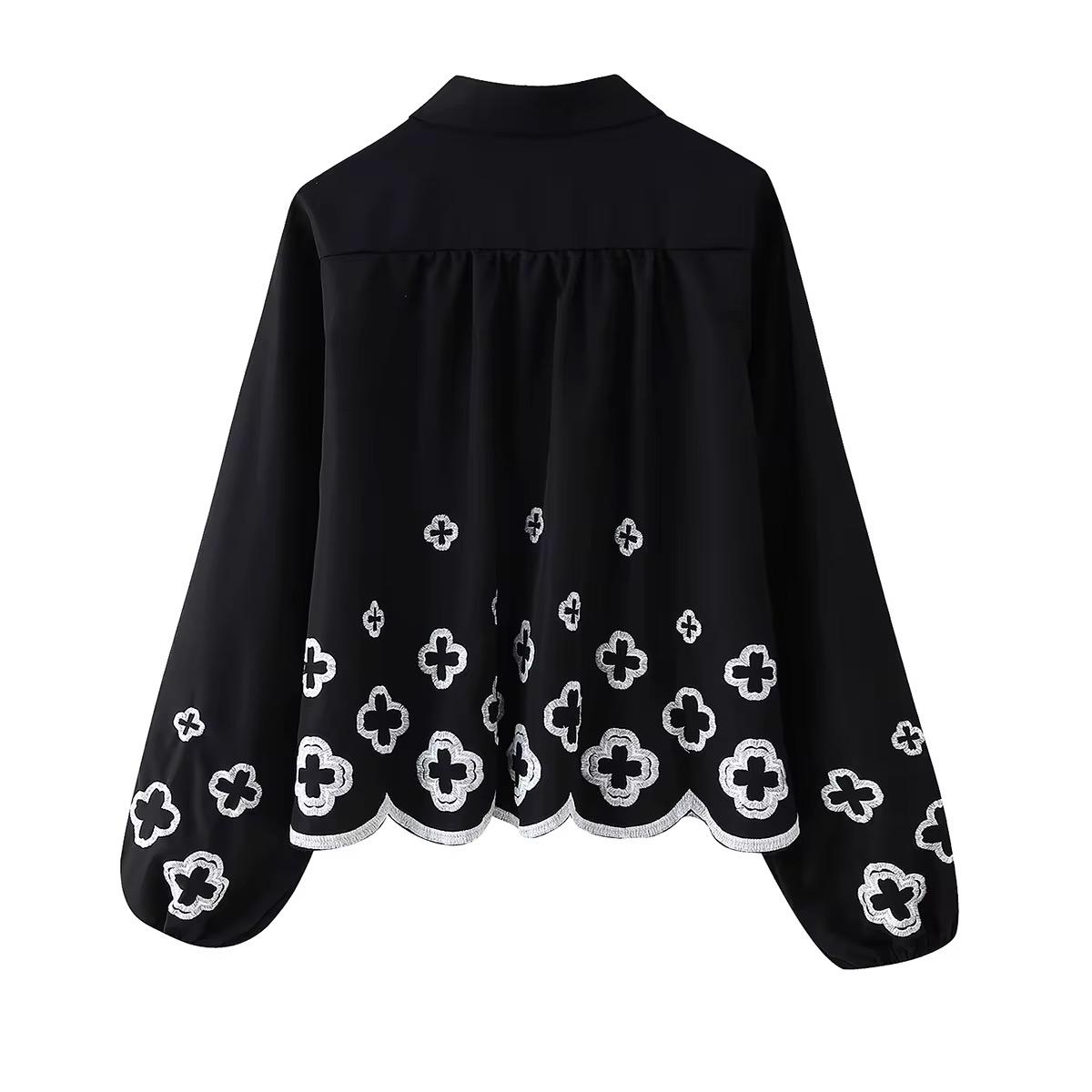 Flower embroidered set