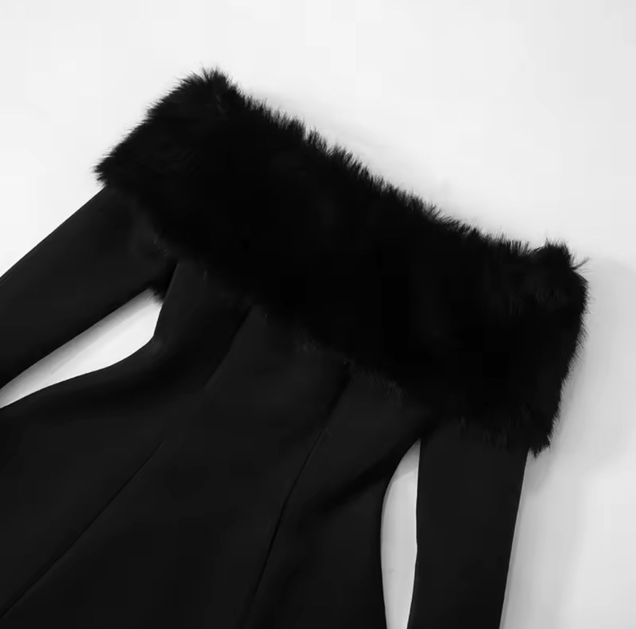 Villanelle mini dress