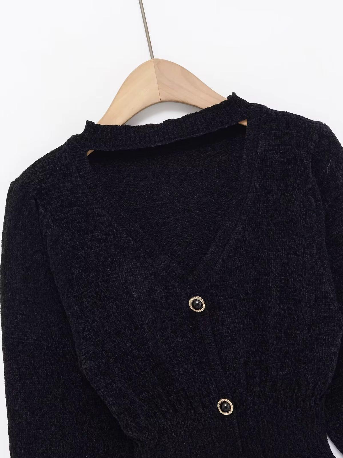 Cuff Fitted Knit Blouse