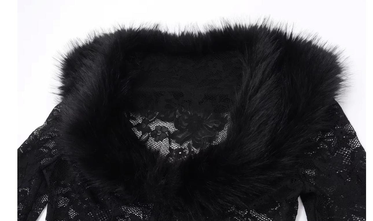 Fur & Lace Set