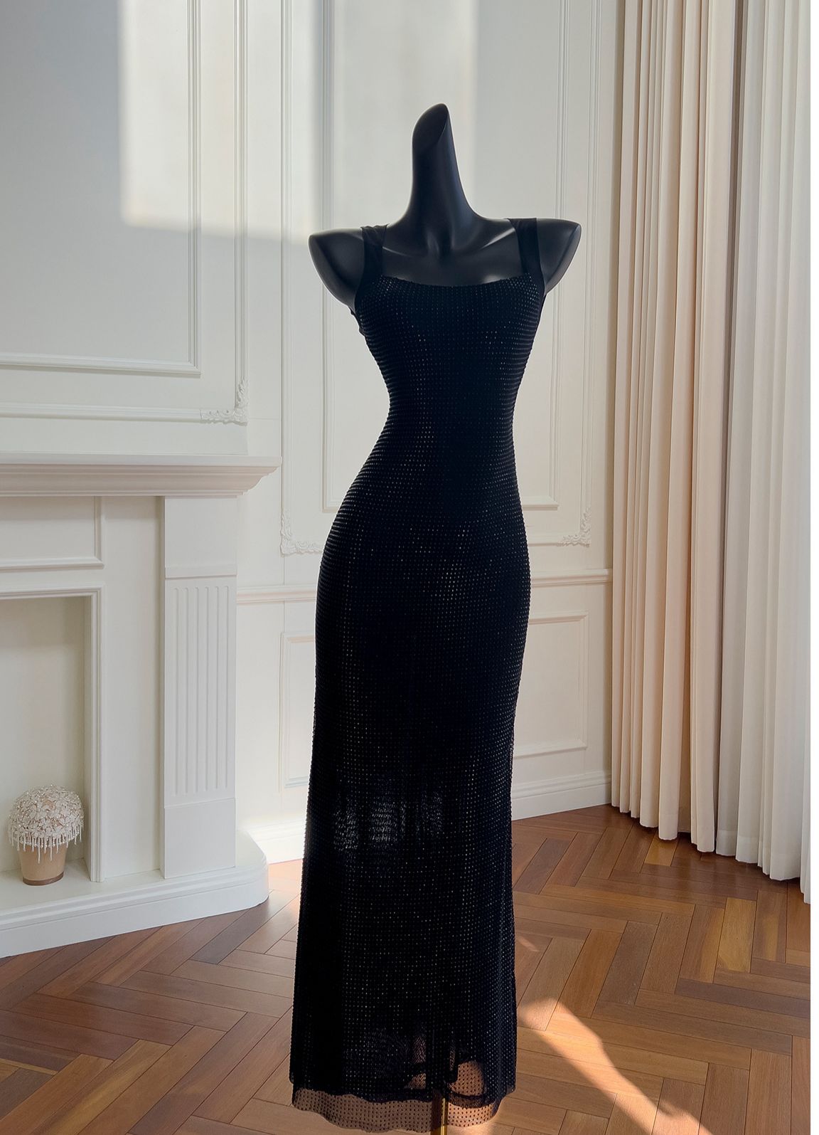 black strass dress