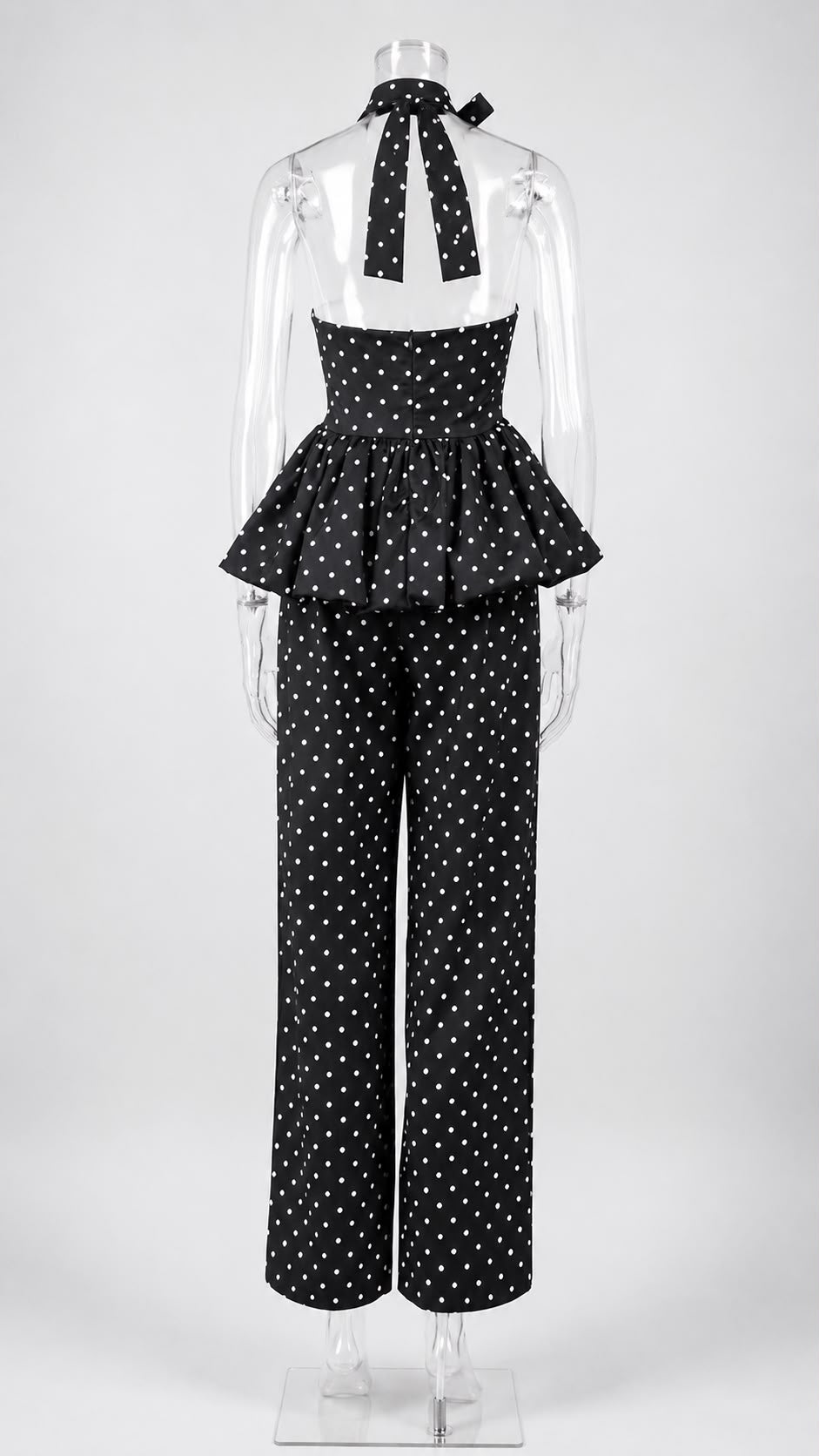 Polaria Halter Lounge Set