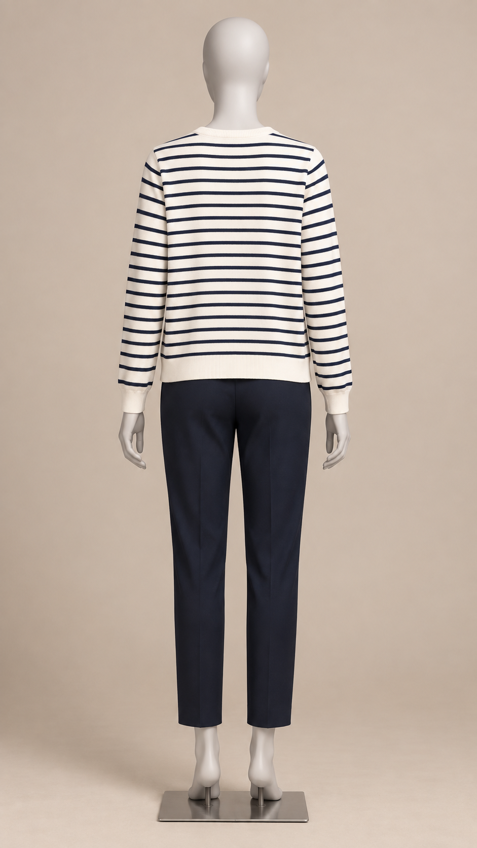 Leontine Breton Cardigan — Beige mannequin back