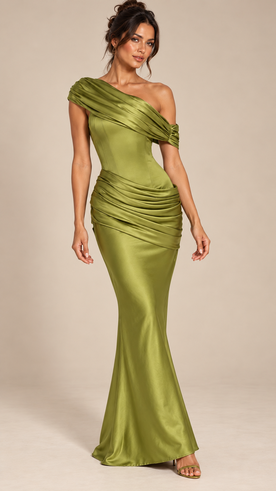Paulette Corset-Back Maxi — Emerald green model front