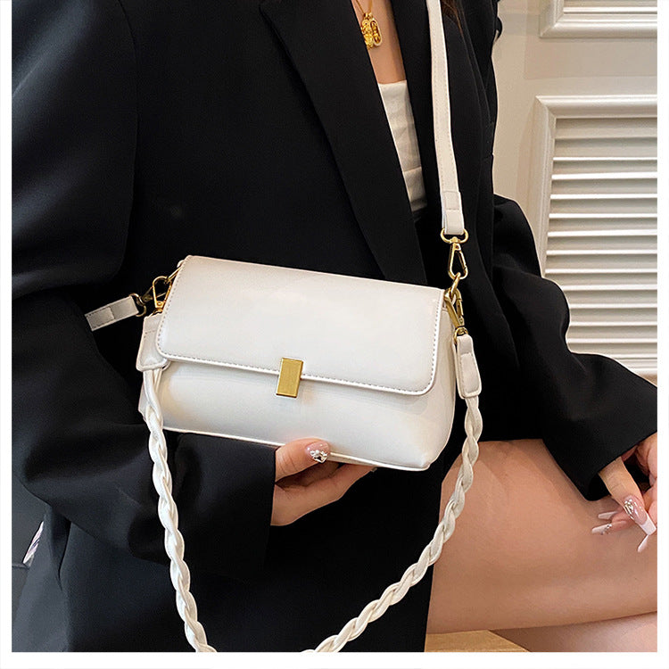 Essential Luxe Carry Bag