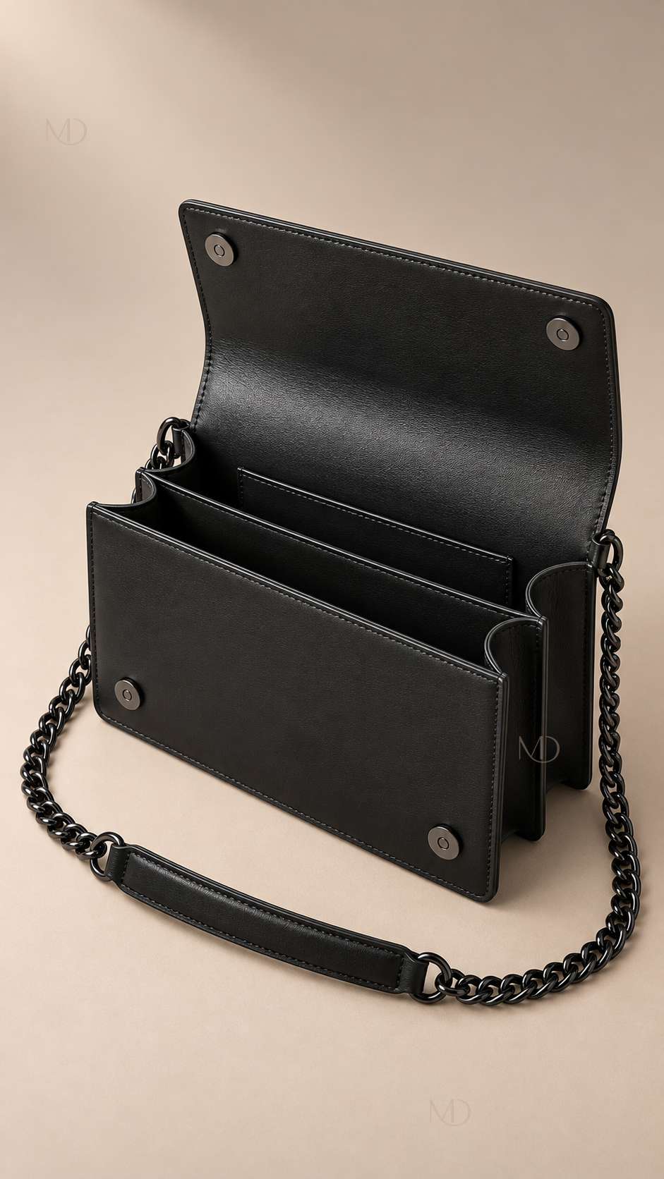 Shoreditch Matte Chain Crossbody — Gallery product open