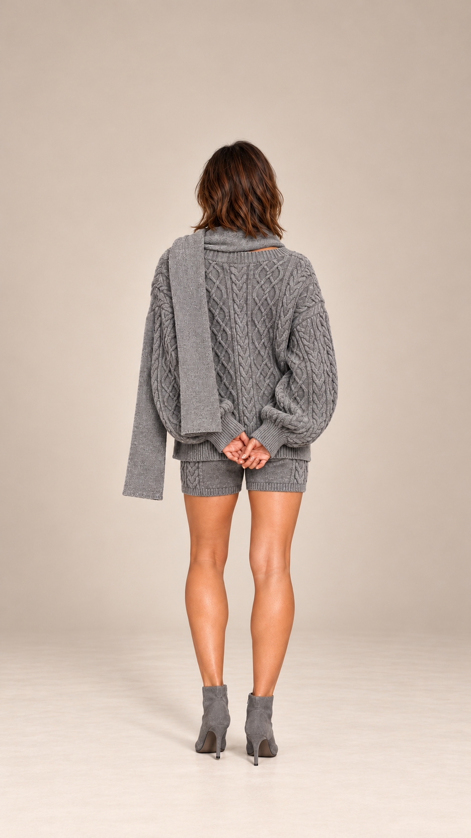 Ardith Cable-Knit Set — Gray model back
