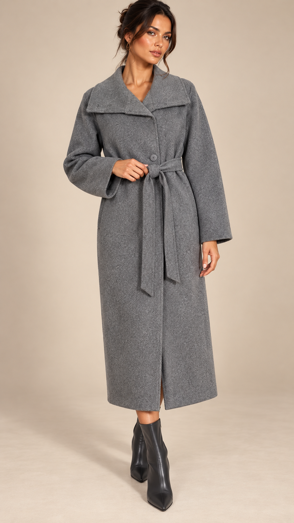 Hesper Raglan Coat — Gray model front