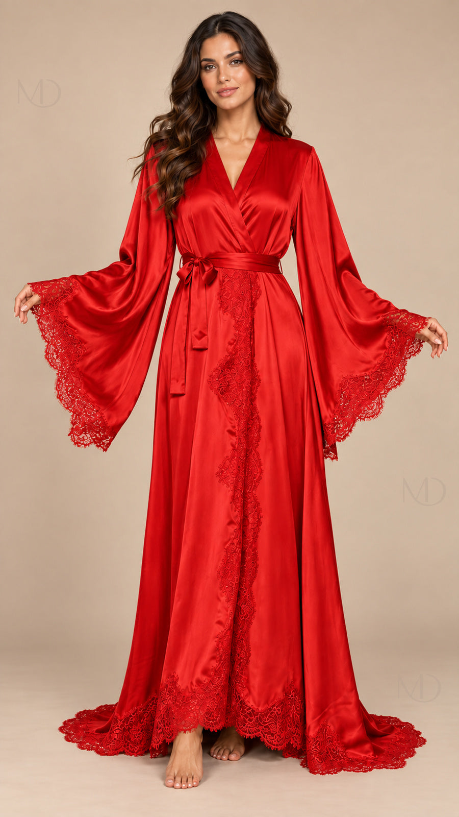 Isolde Lace Satin Robe red model front