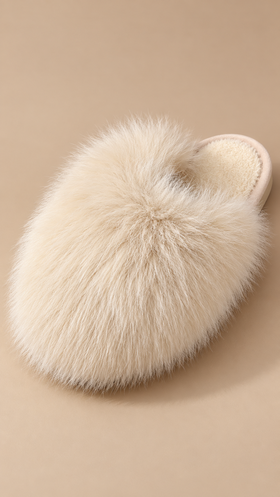 Ravelle Fluff Slipper — khaki shoe detail
