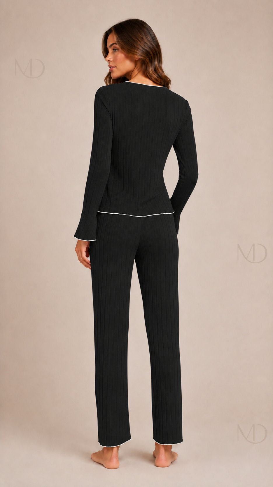 Maren Ribbed Pyjama Set — black — back model view