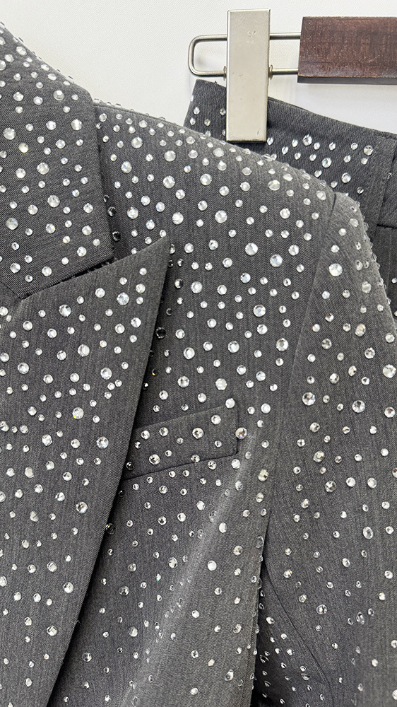 In-Stock 2026 New Model European and American Style Elegant Rhinestone Embellished High-End Gray One-Button Blazer and Pants Two-Piece Set — 9