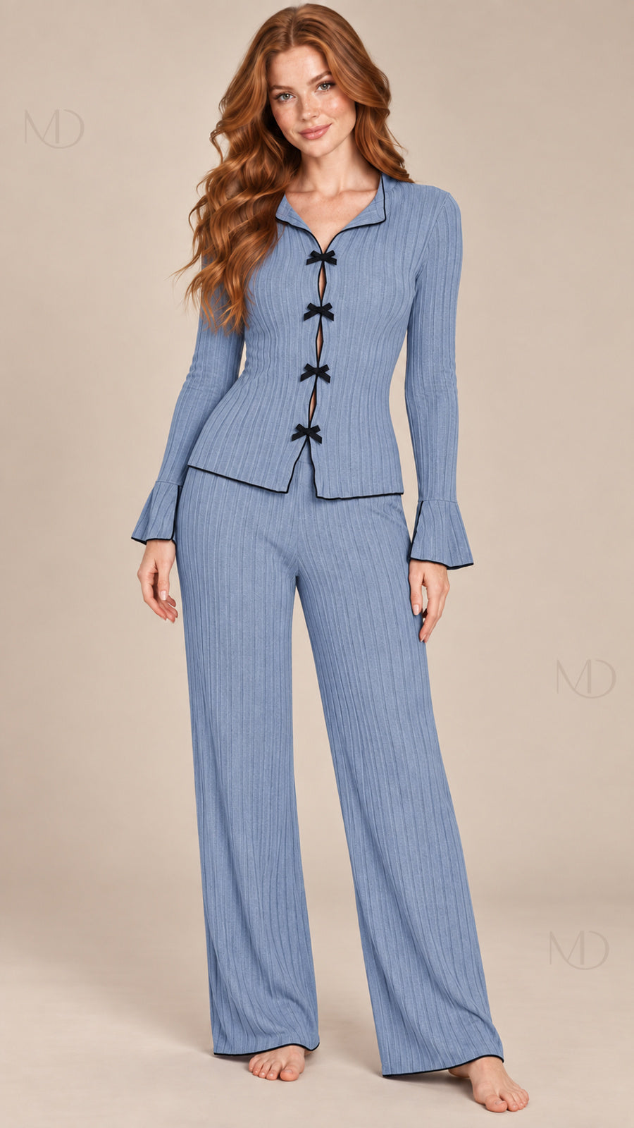 Vera Ribbed Bow Pajama Set light blue model front