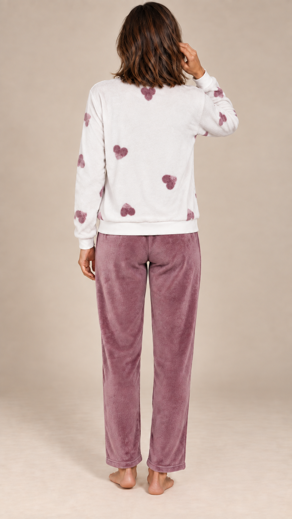 Linnea Heart-Print Pajamas — White model back