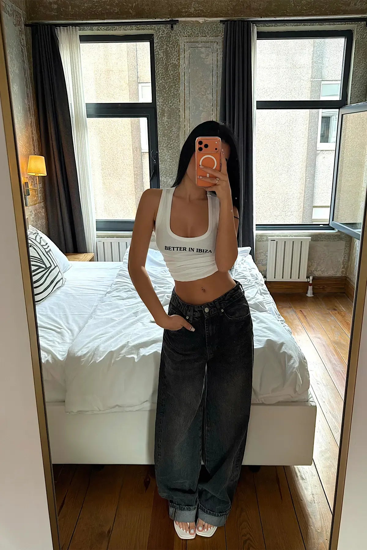 Anthracite High-Waisted Jeans