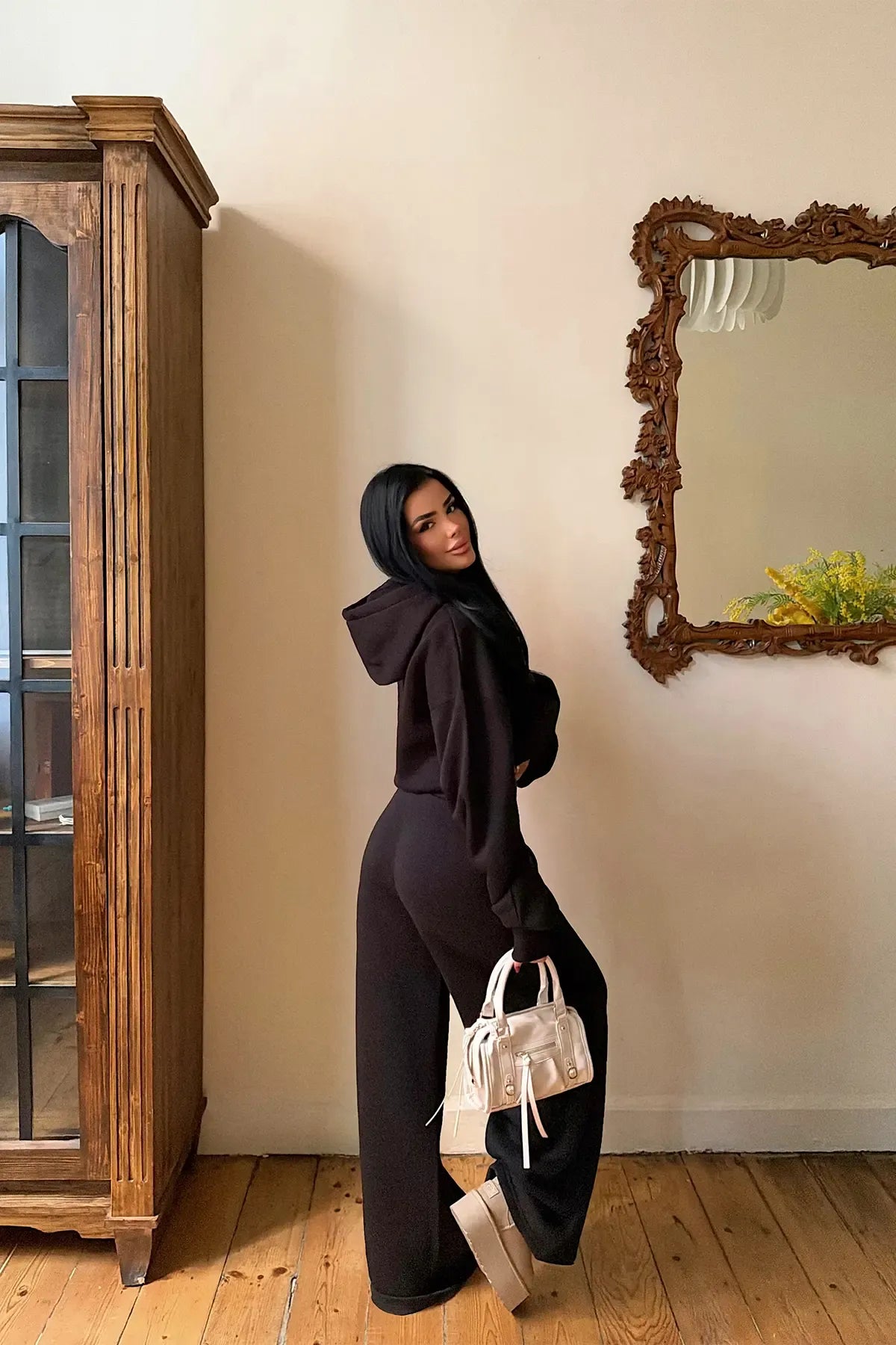 Black Sweatshirt Detail Tracksuit