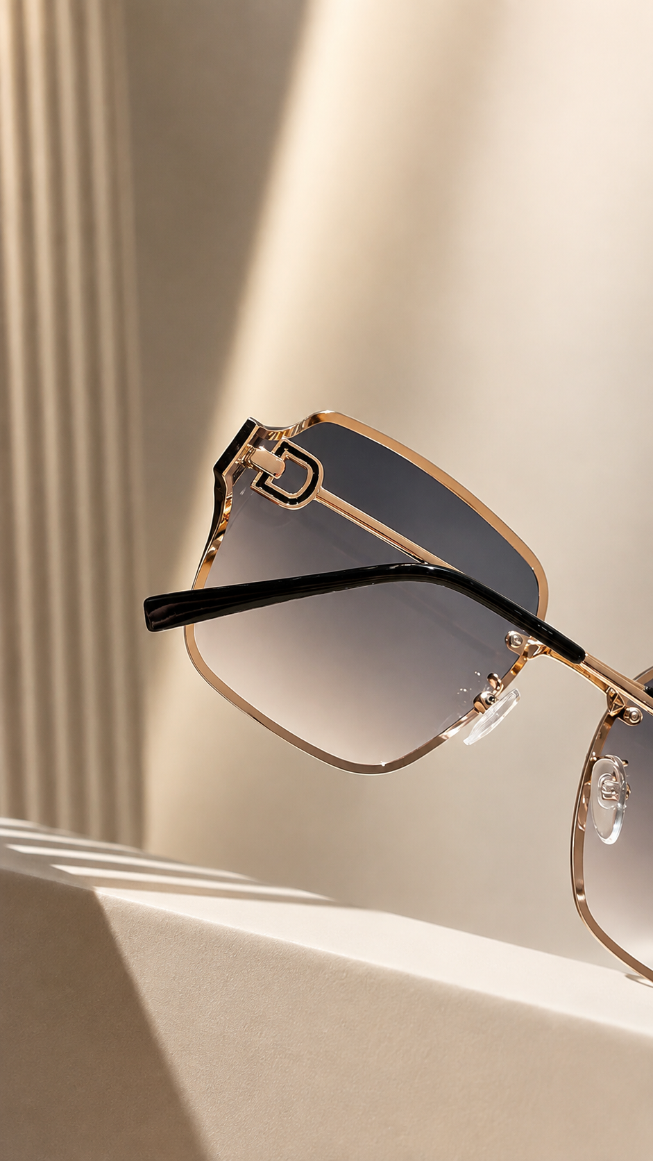 Curved Rimless-Edge Square Sunglasses
