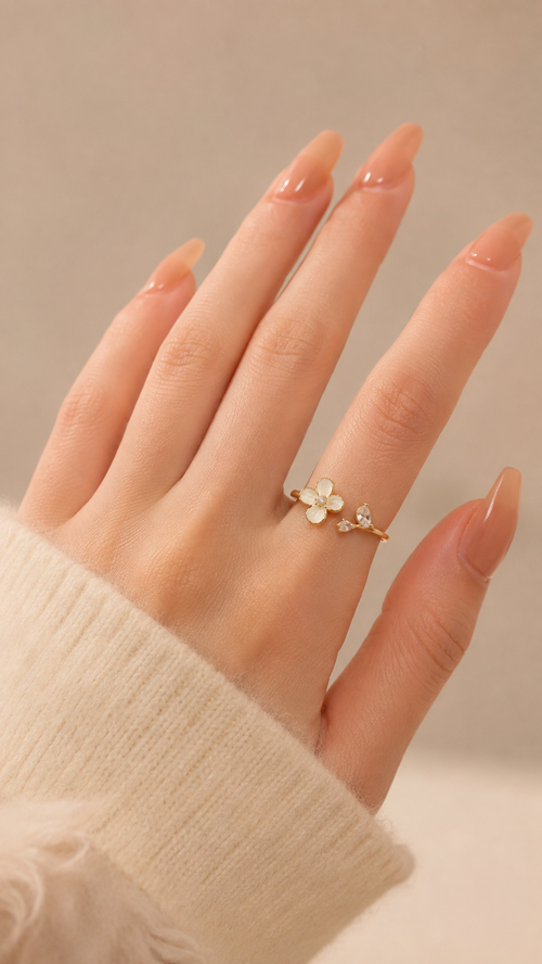 Fleur Pearl Zircon Ring