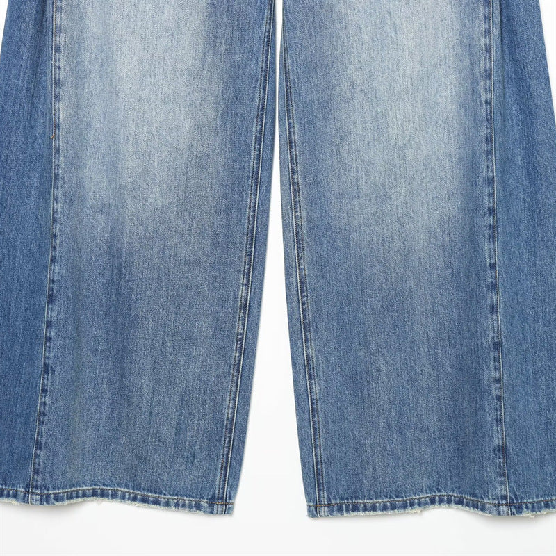 Pleated Wide Leg Jeans