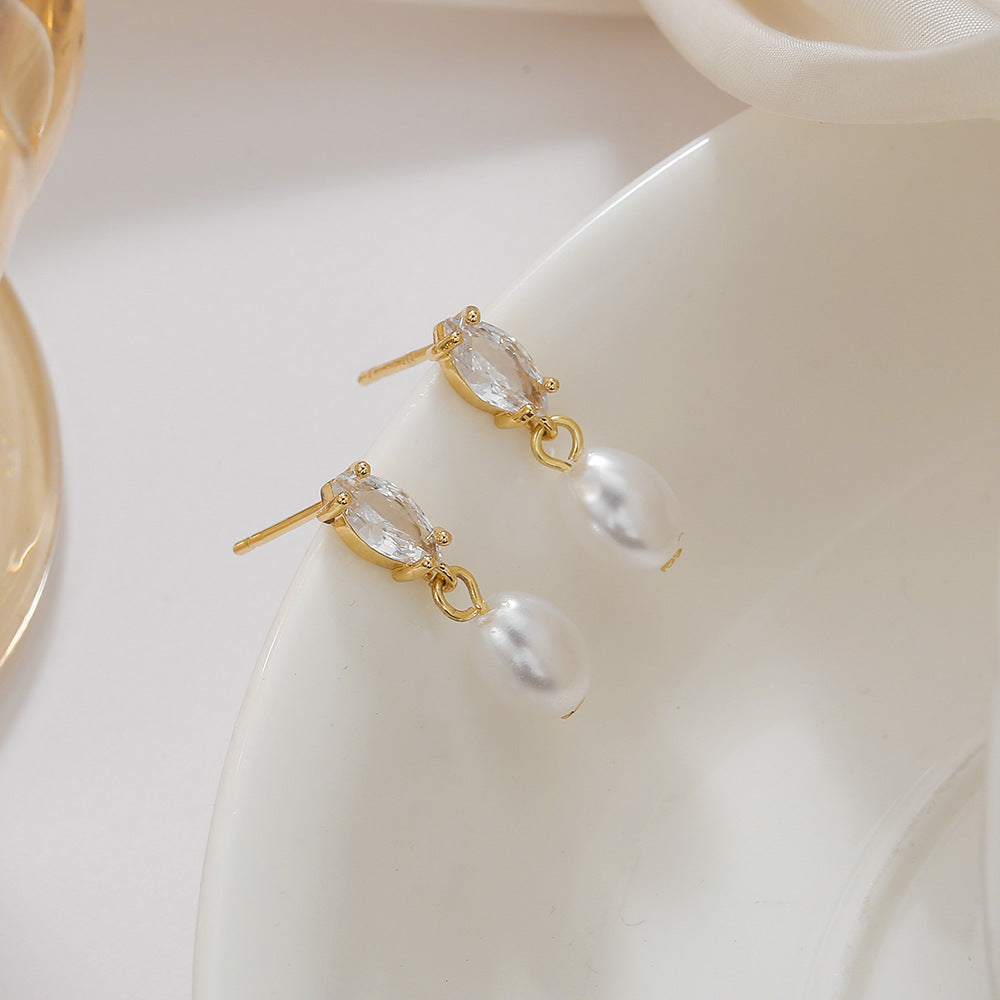 Aveline Teardrop Pearl Earrings