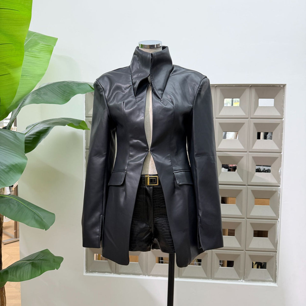 Rhea Faux-Leather Set