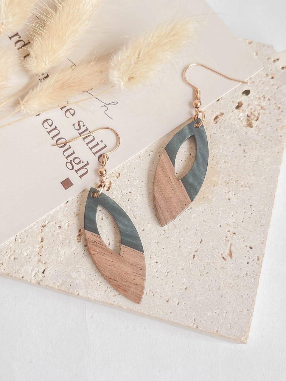 Oval Drop Earrings