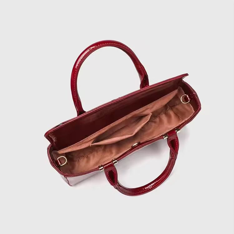 Patent Chain Bag