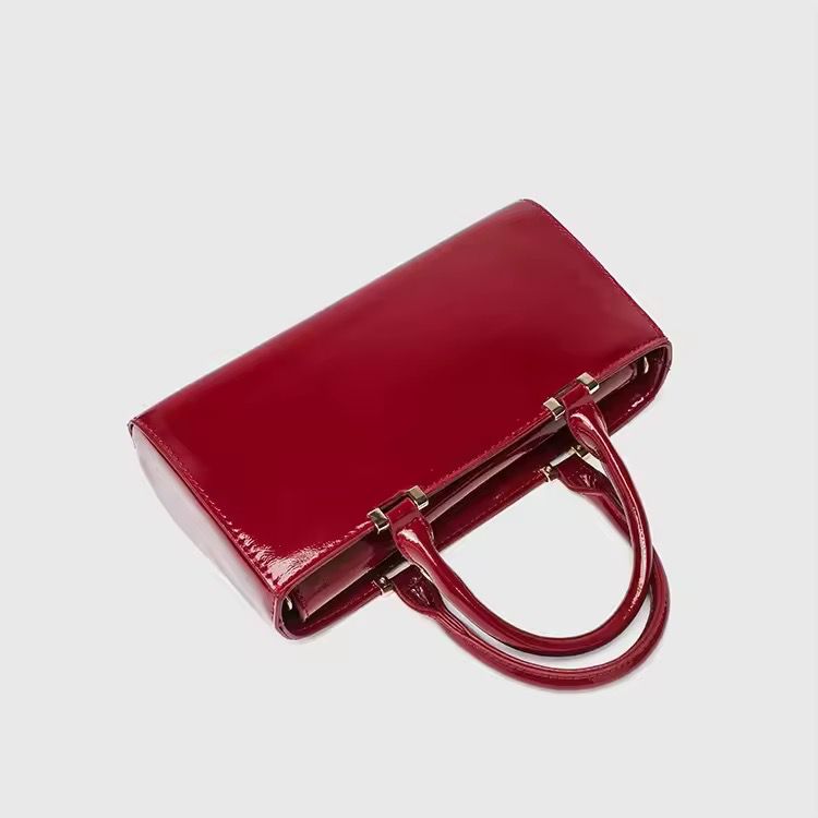 Patent Chain Bag