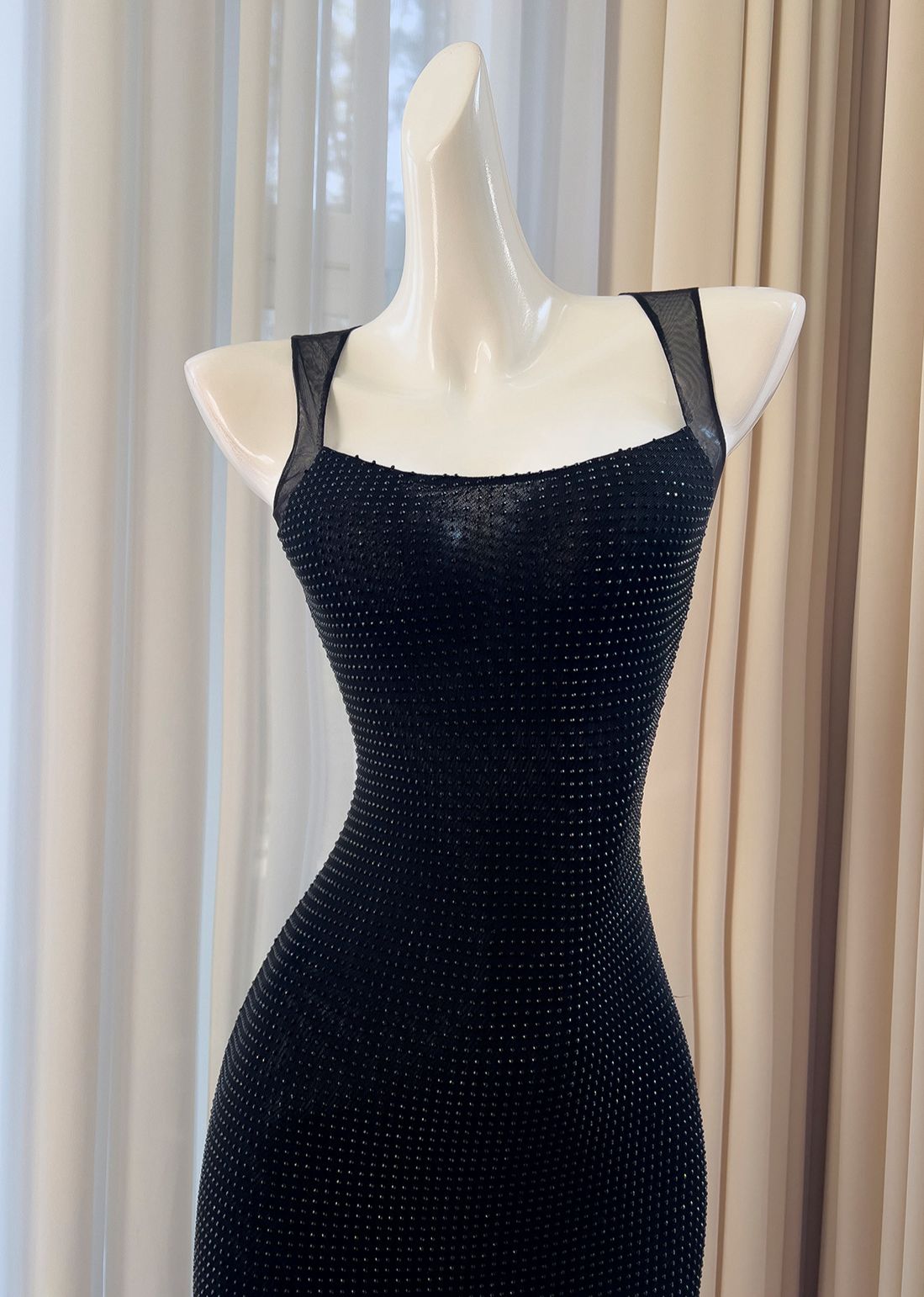 black strass dress