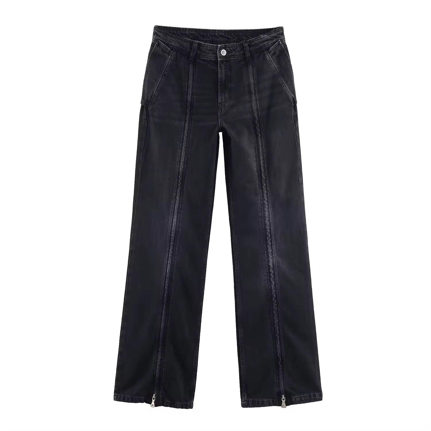 Mid-waisted wide leg jeans