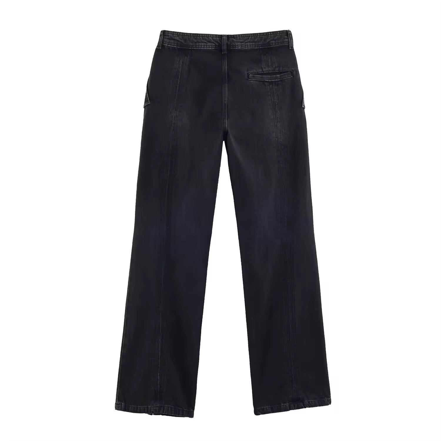 Mid-waisted wide leg jeans