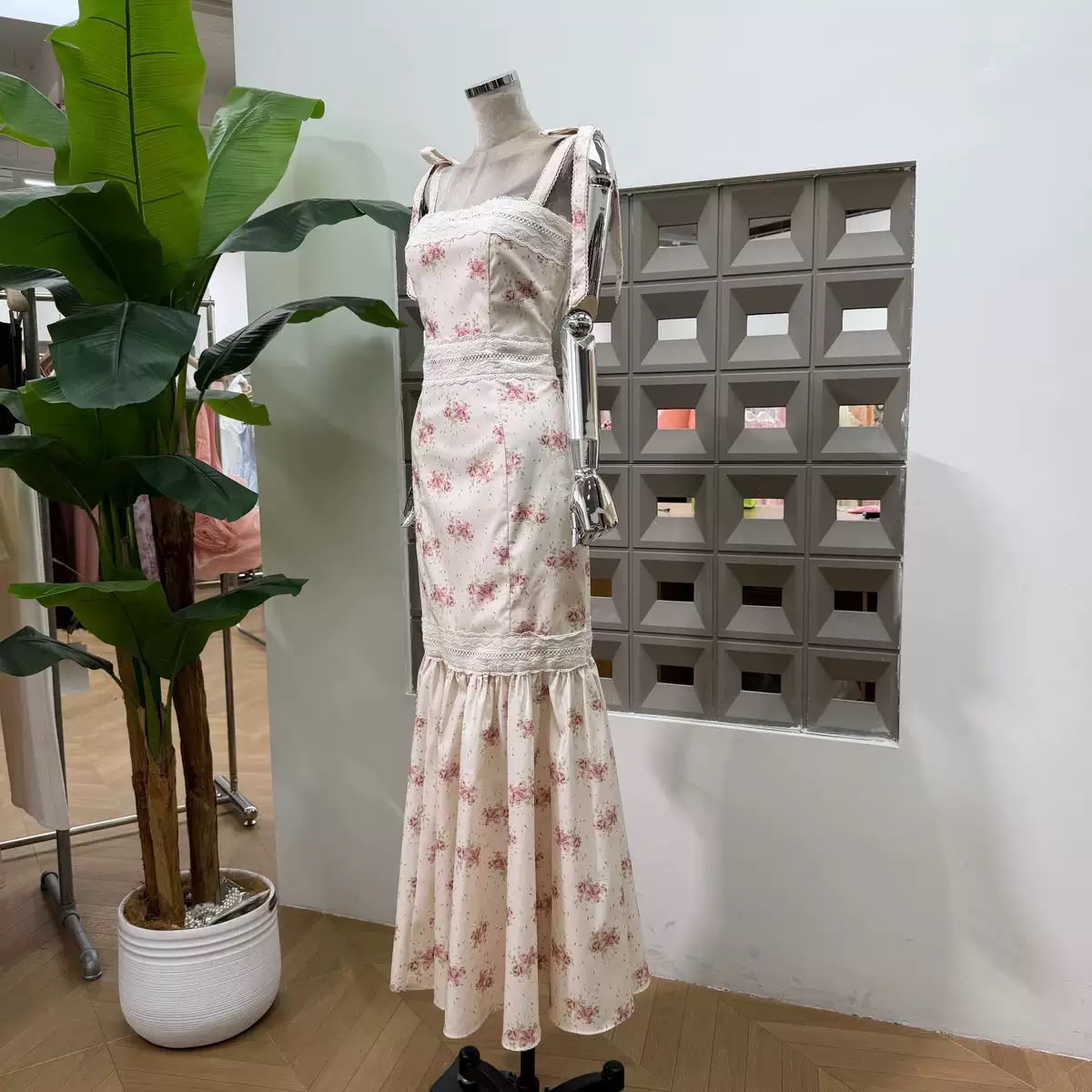 Fleurine Fishtail Maxi Dress