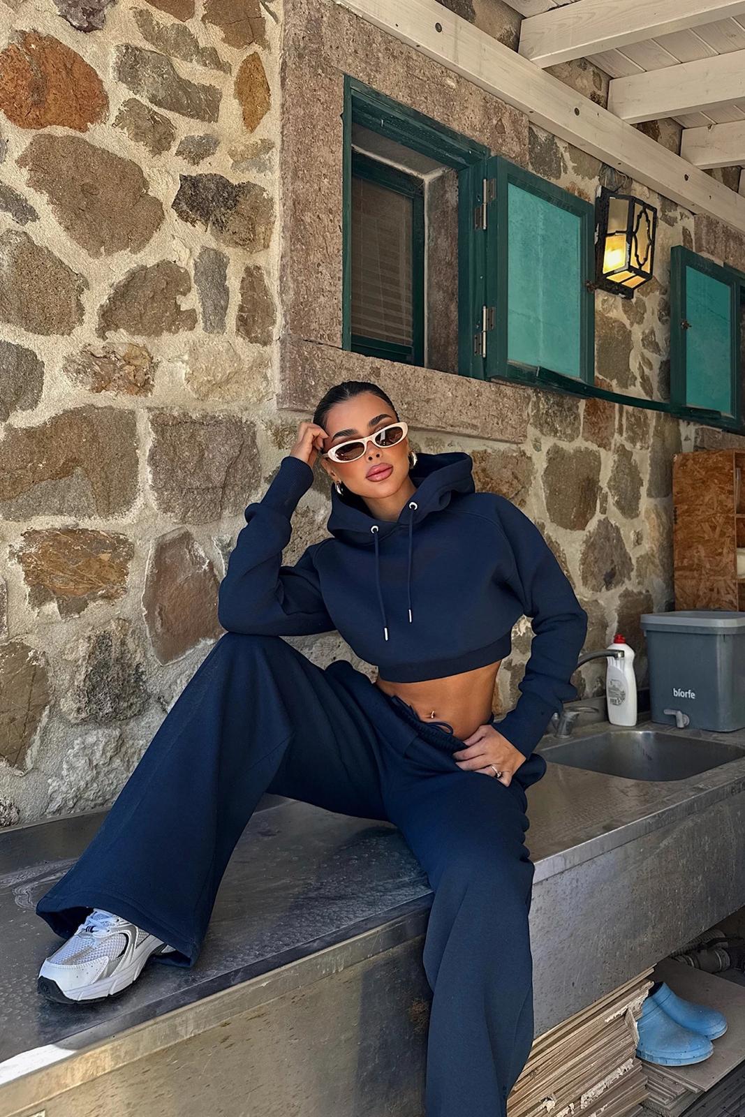 Scarf Hooded Tracksuit
