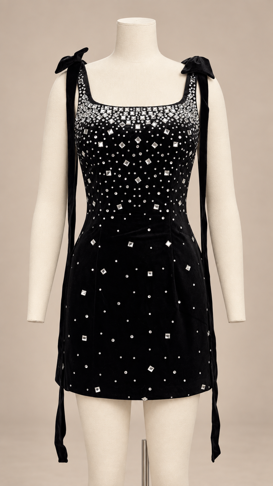 Isadora Velvet Mini — Black mannequin front