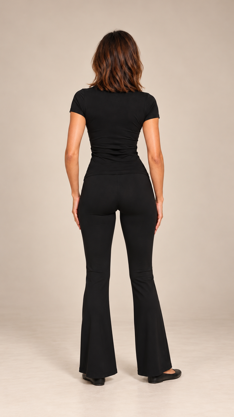 Odalys V-Waist Flare Set — Black model back