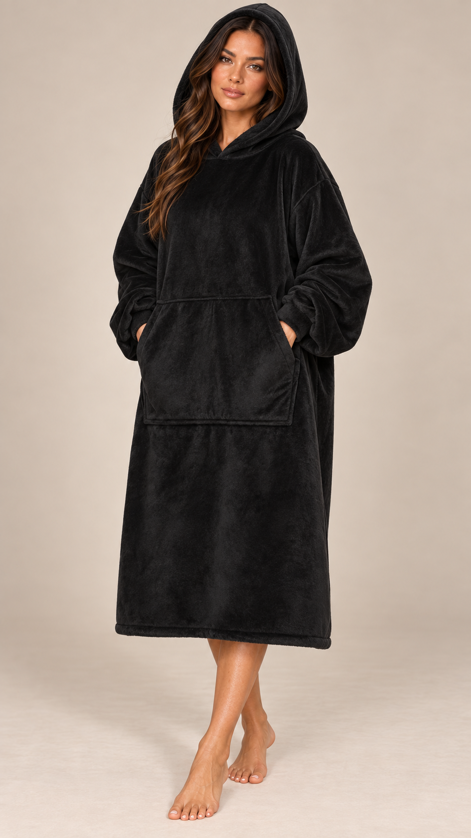 Maren Blanket Hoodie — Black model front