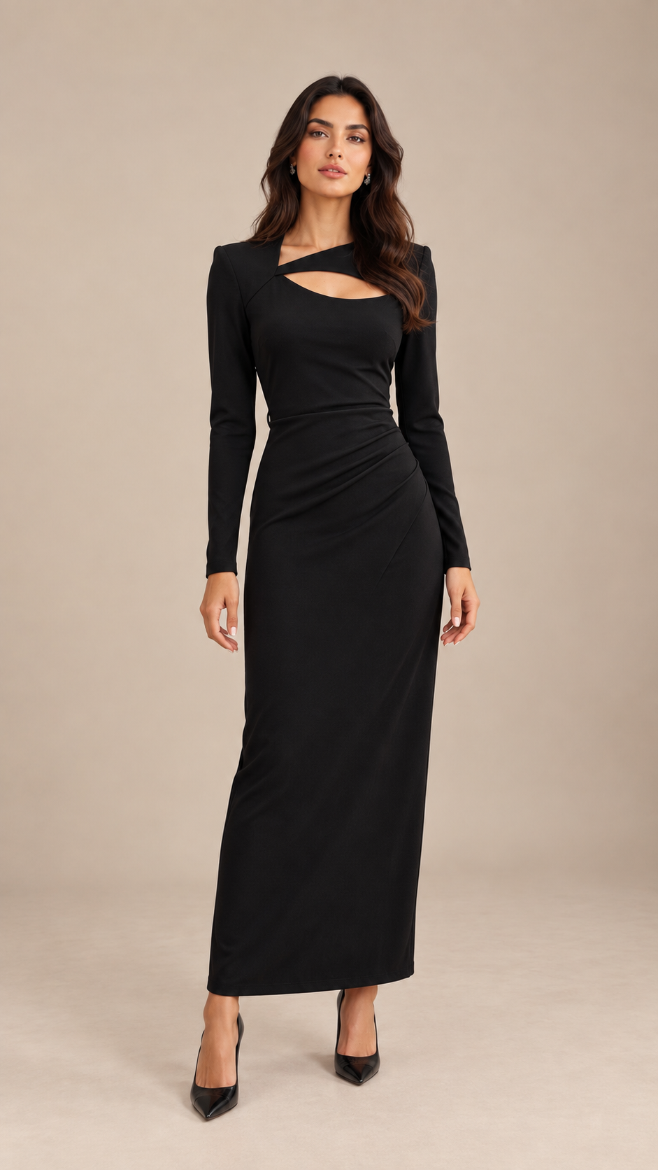 Ysabel Keyhole Maxi — Black model front