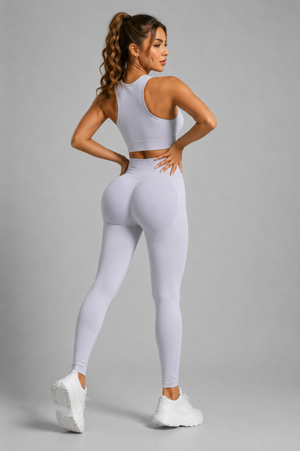 Tight-Fitting Seamless Set