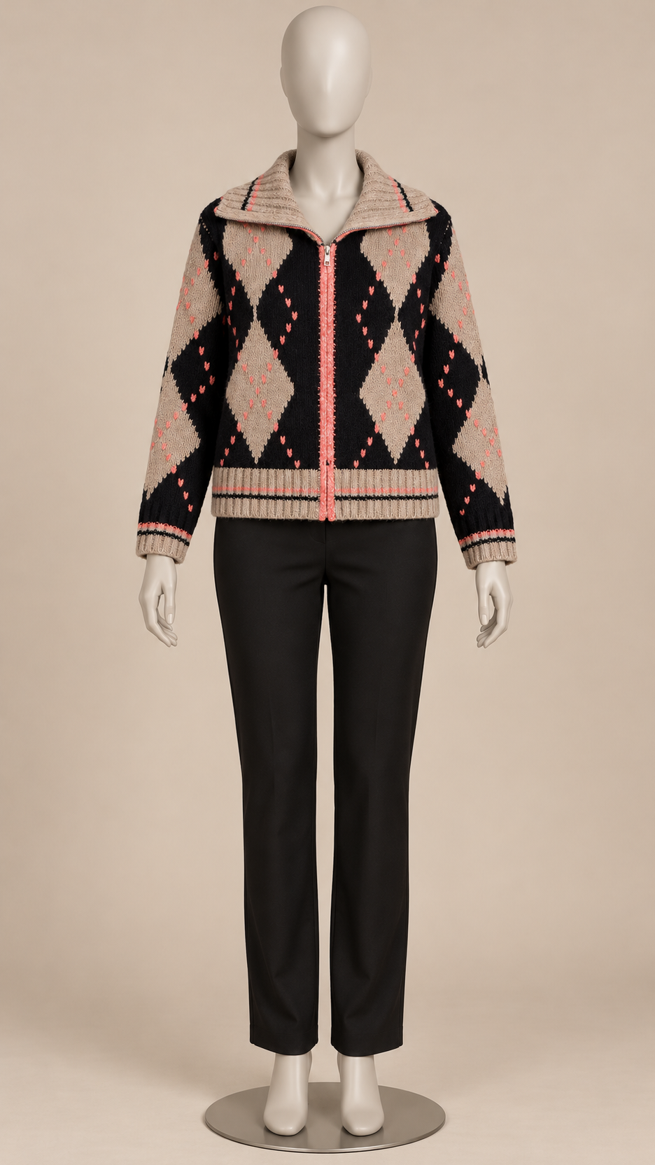 Isadora Argyle Zip Cardigan — Diamond pattern mannequin front