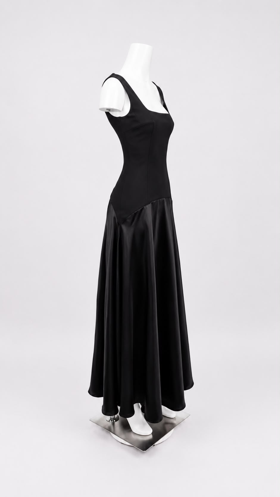 Elaris Backless A-Line Gown
