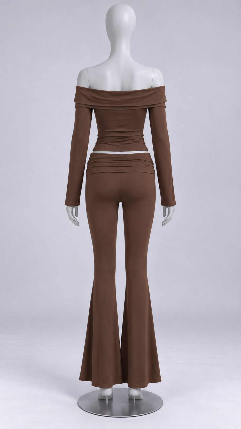 Brunella Fold-Waist Set — Gallery mannequin back