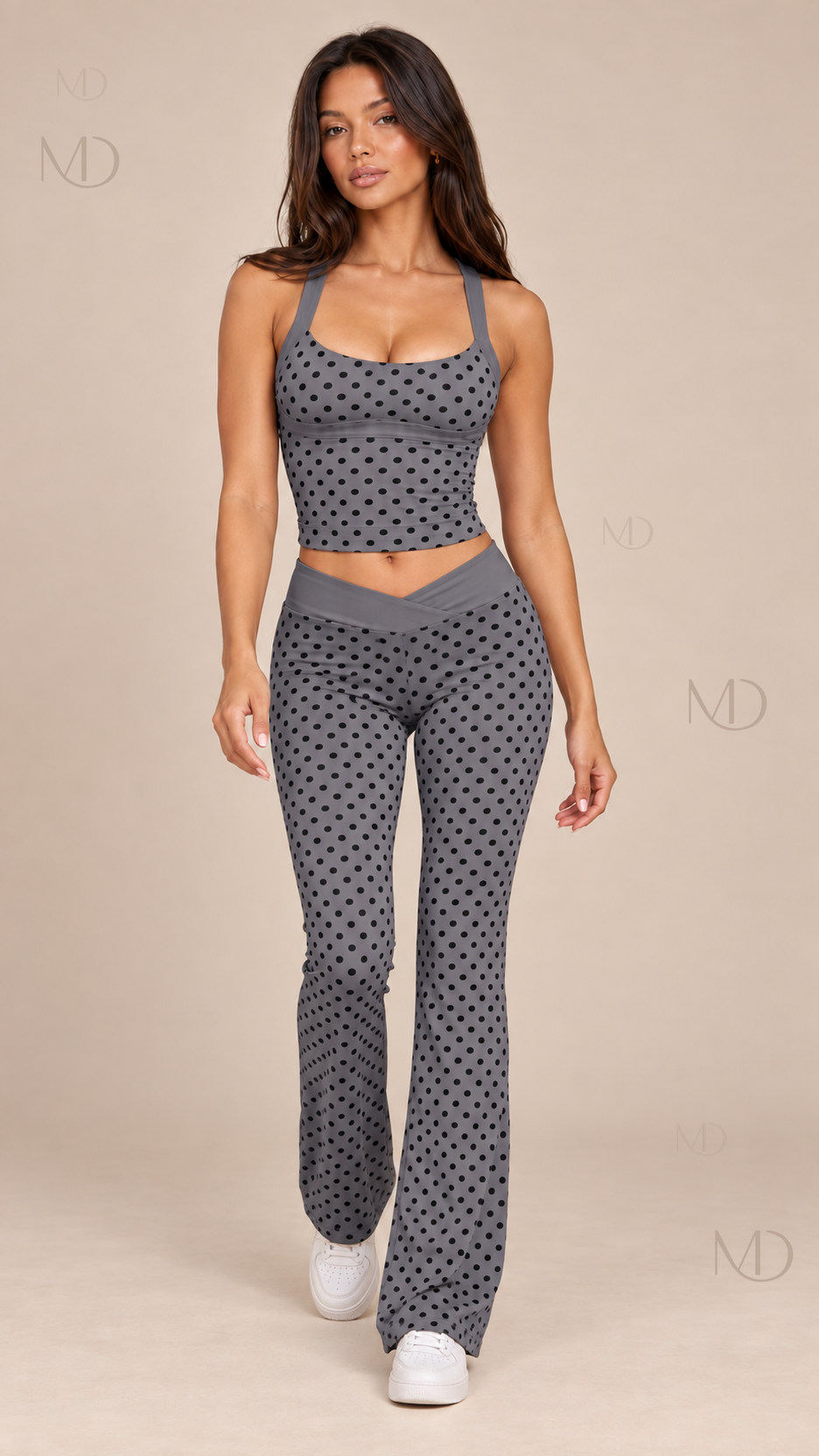 Willa Polka Dot Yoga Set — Gray Set model front