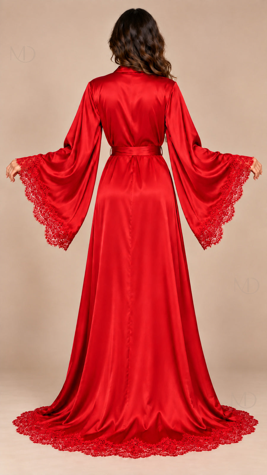 Isolde Lace Satin Robe red model back
