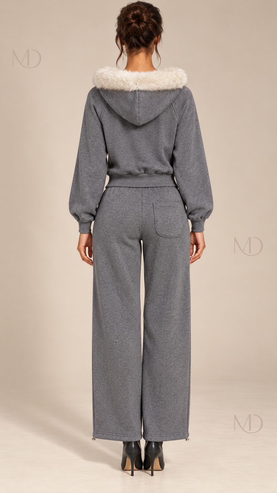Brynja Fur-Hood Set — Light Gray model back