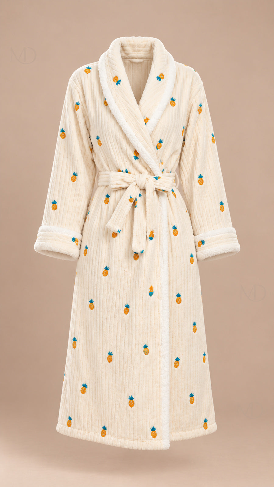 Lumi Flannel Robe beige pineapple print mannequin front