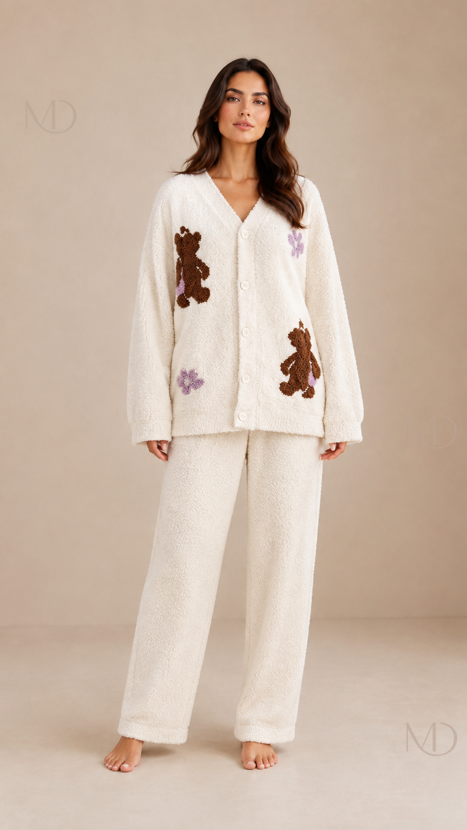 Bijou Teddy Pajama Set — cream white 01 model