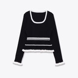 Ruffle Edge Charm Blouse
